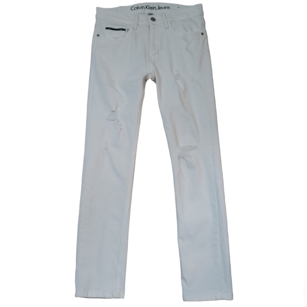 Calvin Klein Jeans~Woman Size 27~White Slim Boyfriend Distressed Jeans Stretch.